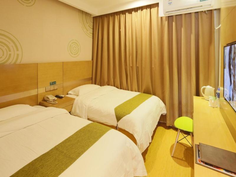Greentree Inn Shanghai Jingan District Qipu Road Tiantong Road Subway Station Express Hotel Exterior photo