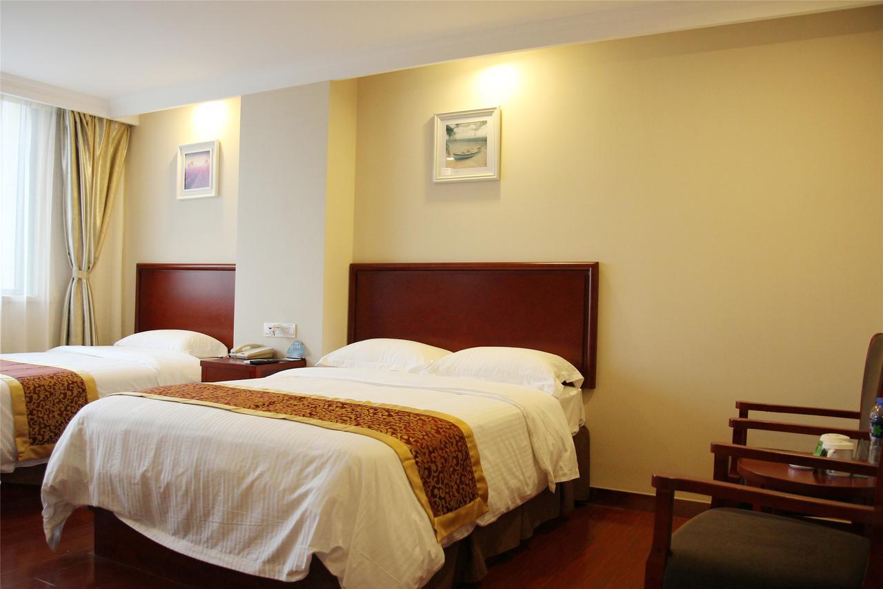 Greentree Inn Shanghai Jingan District Qipu Road Tiantong Road Subway Station Express Hotel Exterior photo